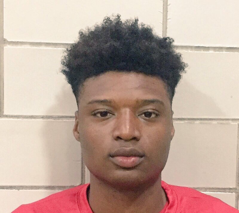 4Real_Sports_Ac's tweet photo. 2018 G Timothy Green is receiving interest from Elms College and Massachusetts College of Liberal Arts. https://t.co/Q1vtZsTPvF