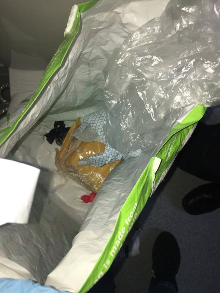 MetTaskforce's tweet image. ^DH large amount of class A &amp;amp; B drugs, cash and protective clothing taken out of circulation by U5.4 today working with @MPSHounslow. Significant arrests made #SWTSG #DSU