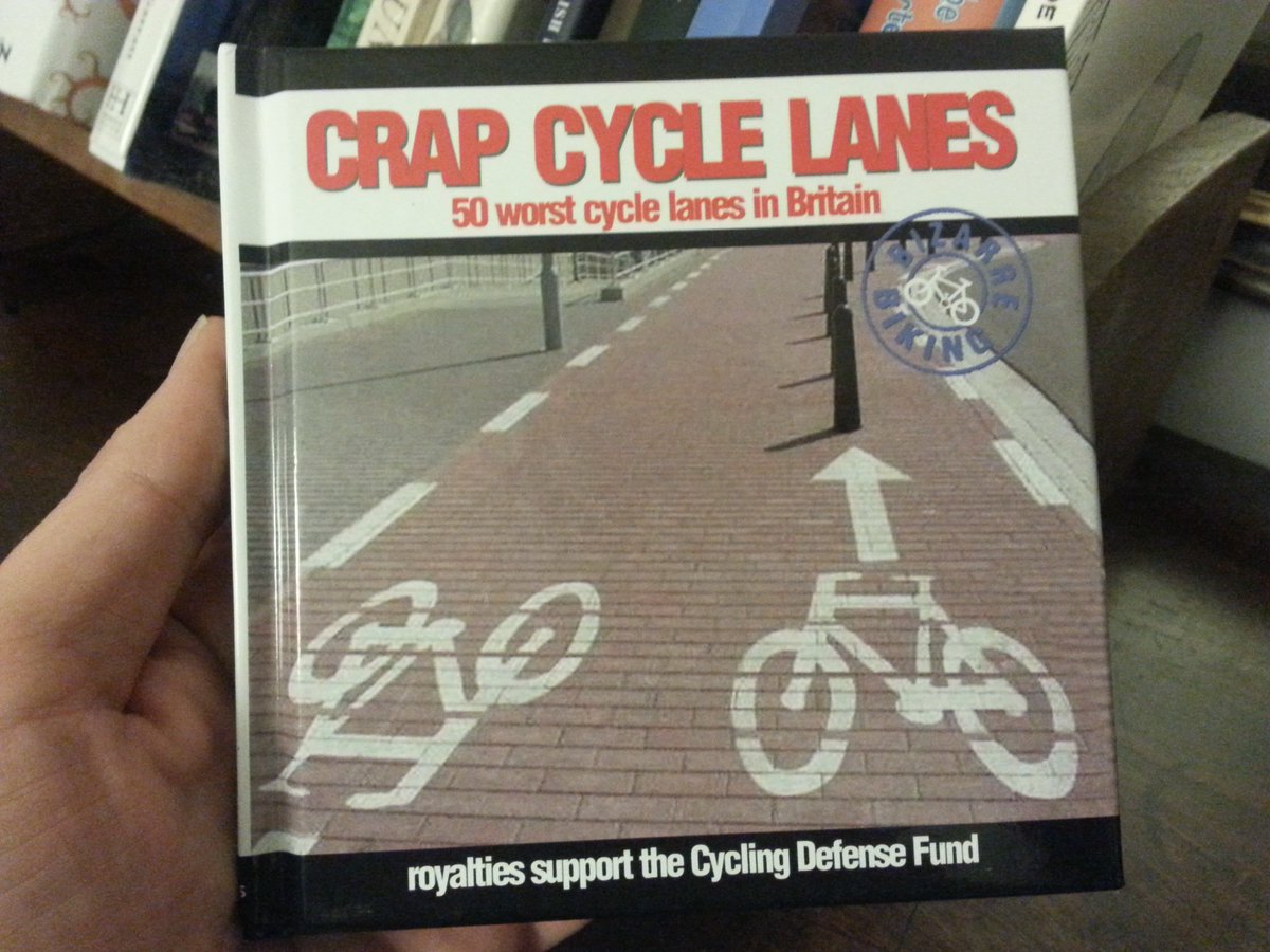 VisionZeroCA's tweet photo. @cycloxoxford @CyclenationUK @WeAreCyclingUK @WfWnews @StopKillingCycl @BikeabilityUK @cycloxoxford hosts make a brother feel at home.
#crapcyclelanes #cnconf17 #infrafail https://t.co/eX9UkOIpKj