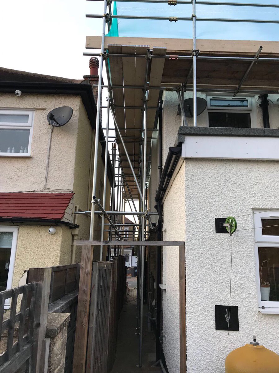 ASLScaff's tweet image. Ready for our partners to start the loft conversion!! #scaffolding #lofts #framework