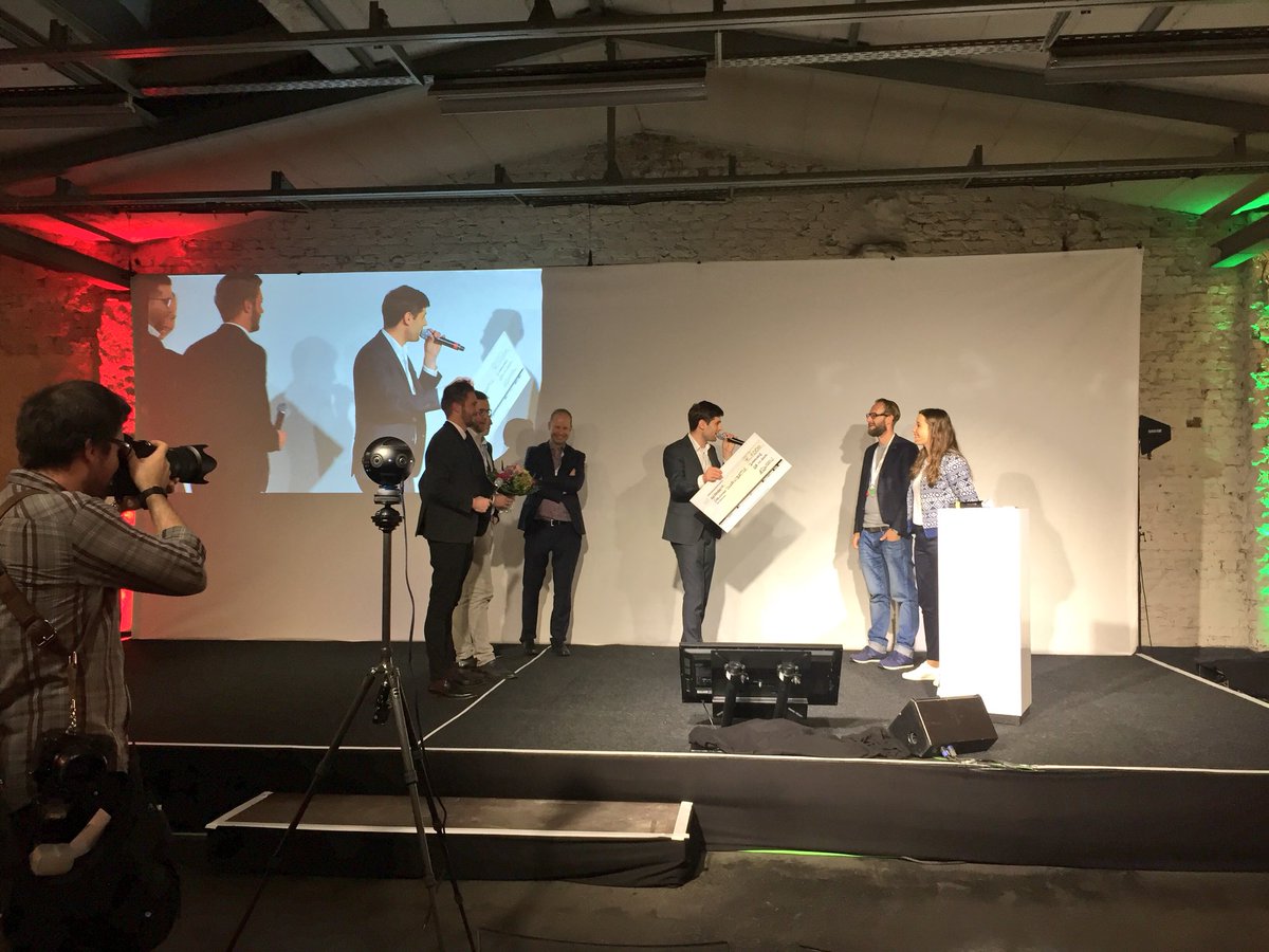 digitalhub_de's tweet photo. And the winner of @DWNRW-Summit iiiiiiis: @Cryptomator! 🚀🏆😆 #dwnrwsummit #DWNRWaward https://t.co/oaMlOfprJ1