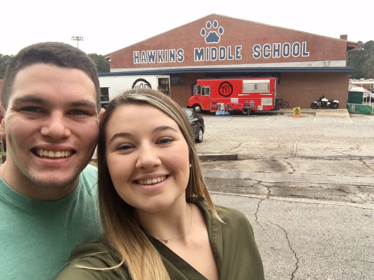 RachelleAlyssa's tweet photo. Hawkins middle school is basically in my back yard. 🤷🏼‍♀️ 

@Stranger_Things @milliebbrown @FinnSkata @calebrmclaughl1 @GatenM123 https://t.co/XLFfPmd7TX