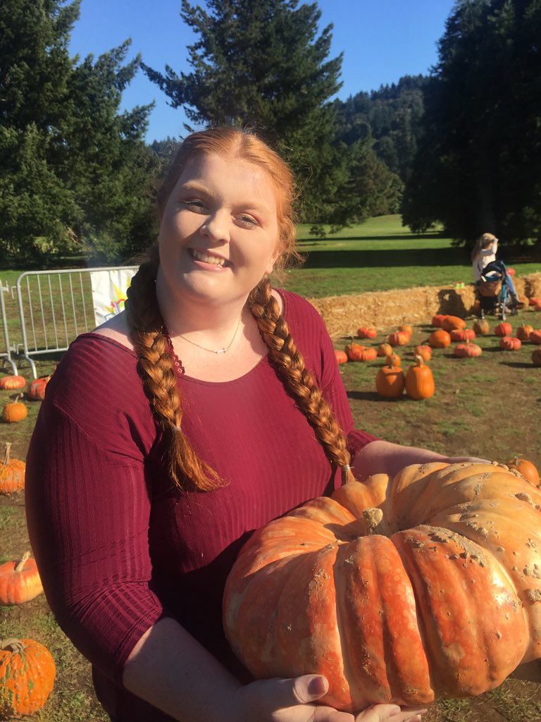 onlyreasonbeing's tweet photo. @Magcon Here’s me holding a giant pumpkin 😂 https://t.co/WsSPIhV1o9