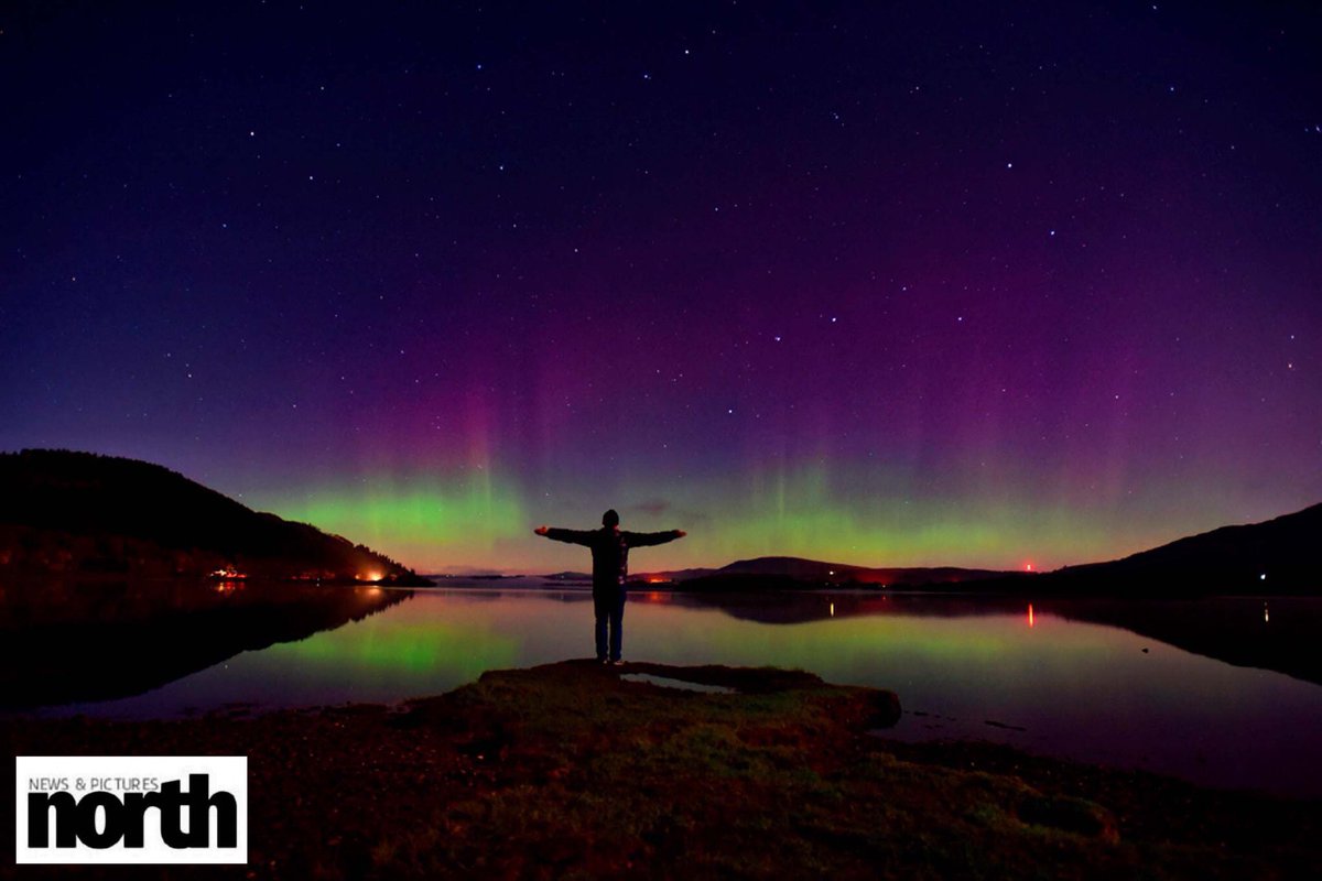 PaulKingstonITV's tweet photo. A selection of images I took of the ridiculously stupendous #aurora over Cumbria last night. #NorthernLights @CumbriaWeather @SnapYourWorld @StormHour #NotJustLakes #placetobe https://t.co/BLALaS9sgt