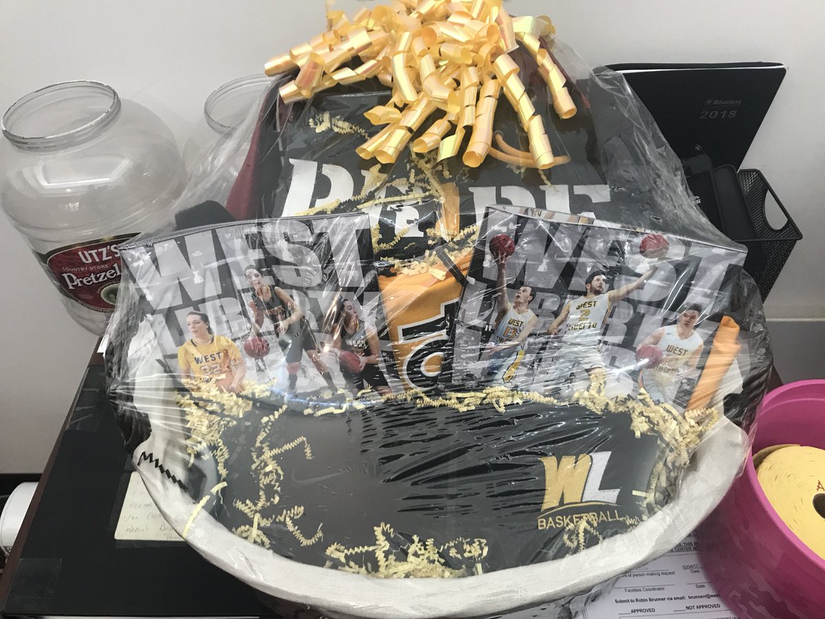 wlu_wbb's tweet photo. Get tickets for your chance to win this care package! Drawing Saturday during halftime of our Men’s game #BradysArmy #1for$2 #6for$10 https://t.co/s7GJzqJw8u