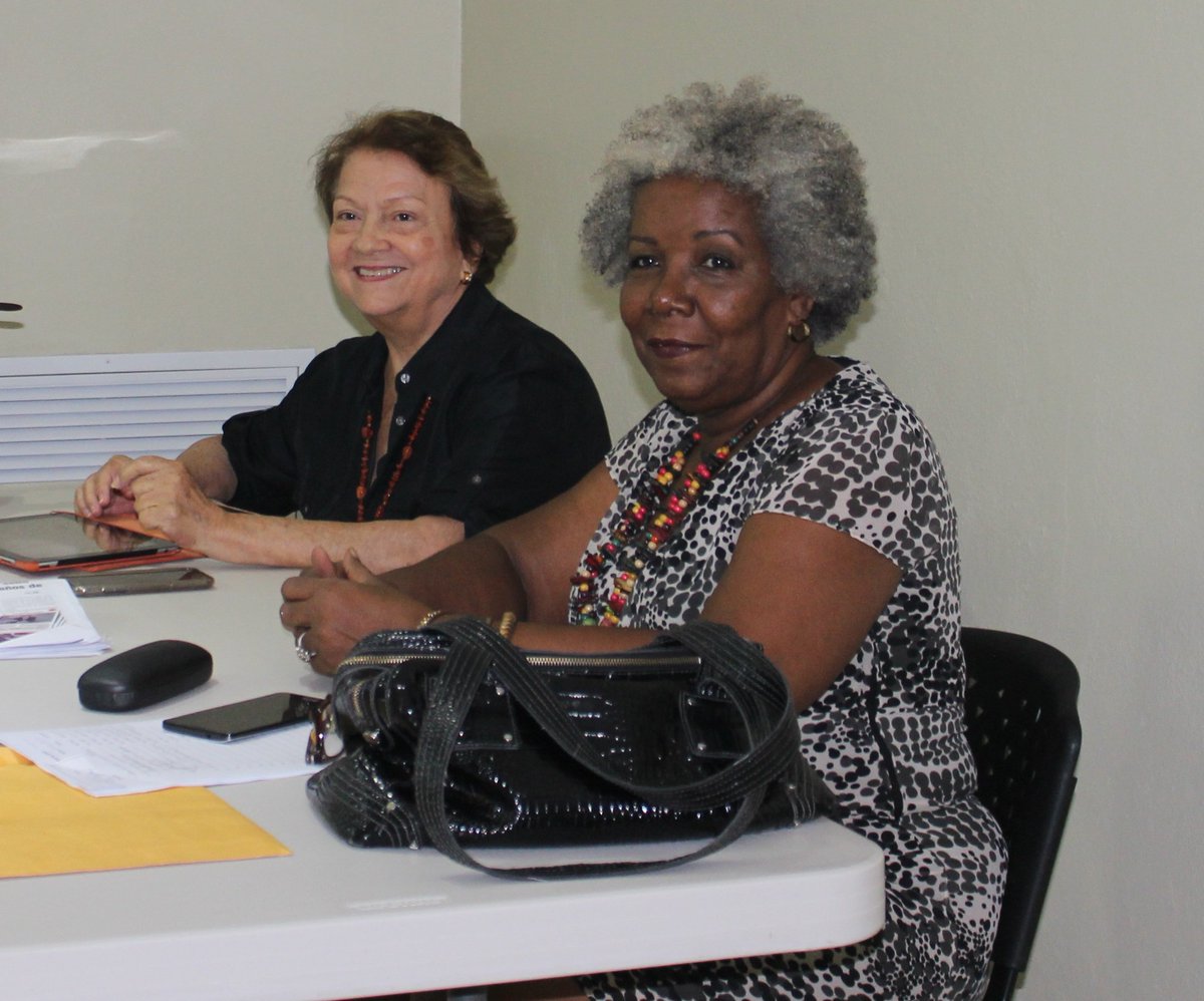 eclofdominicana's tweet photo. Clientes sucursal #Eclof-Josefa Brea, recibieron el taller #Emprendurismo impartido por Bienvenida González, de #Espiga #CentrodeCrecimientoIntegral, #EclofDominicana mantiene convenio institucional de acompañamiento emocional y financiero para clientes. 16 participantes. https://t.co/VZq3Cf5gis
