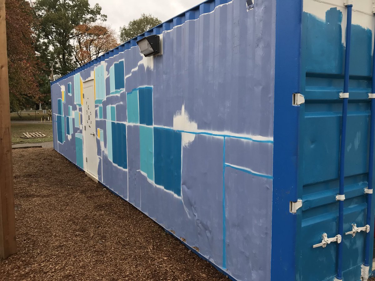 MSCSK12's tweet image. We challenge students to “think outside the box,” but thanks to a partnership with @Cloud901TeenLab, @CummingsEagles1 have a unique #BuildingBox learning environment for all their STEM activities!