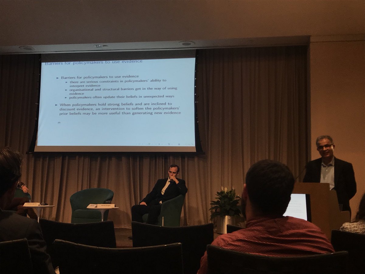 JessicaM_London's tweet photo. Listening to Dr Adnan Khan at @WorldBankLive on new empirics for public administration #InnovatingGov - @rapid_odi your area too #odi #data https://t.co/mRrHEnqnmi
