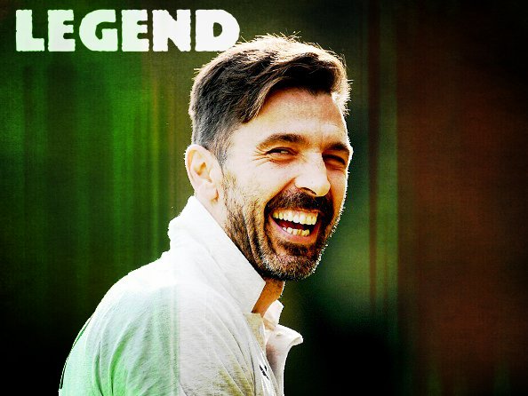 UEFAcom_it's tweet photo. 🇮🇹 @gianluigibuffon insegue il suo #Mondiale numero 6⃣
📣 "Se passiamo lo spareggio, diventerò leggenda"

Ma può diventare leggenda chi è già un mito?
#Buffonmito ➡ RT
#Buffonleggenda ➡ LIKE https://t.co/ArNBVyFcYh