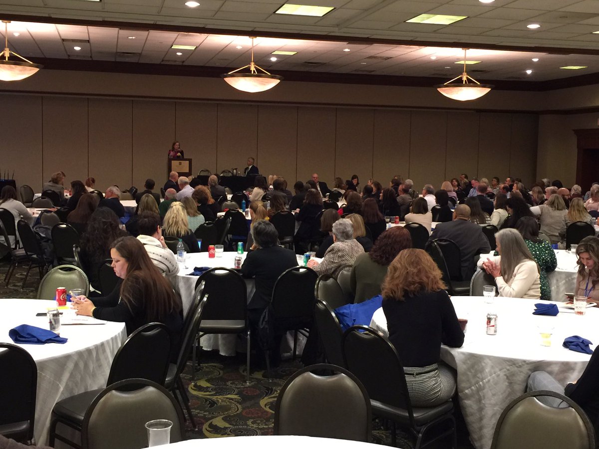 KentuckyPCA's tweet photo. Full house at #2017kpcafallconf for lunch plenary with @JoanAlker1 to hear about Medicaid Expansion  &amp; 1115 waiver in KY https://t.co/4oMLAXcek7