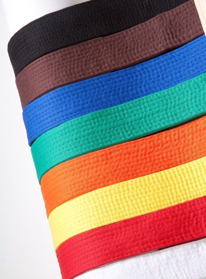 UoBJudo's tweet photo. This week we are supporting LGBTQ week, everyone should be able to feel welcome and involved in any aspect of life and sport so we are showing off our rainbow to encourage equality for everyone #uobjudo #lgbtqweek #lovesport https://t.co/GzasORi82z