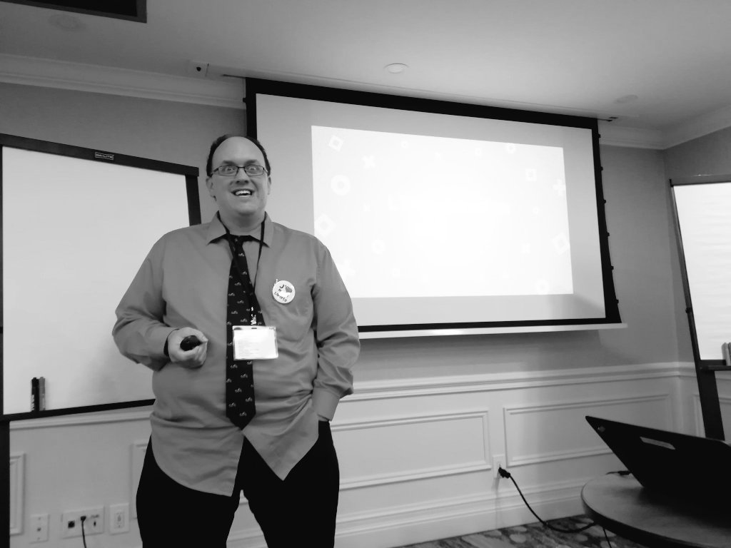 EricBarrette1's tweet image. #formationAC2017 atelier improvisation pour les débutants: "l'improvisation ça se vit partout, la vie c'est de l'impro, moi ce matin je ne saivais pas que j'allais manger des pâtes au saumon pour dîner" @joiedetrepere