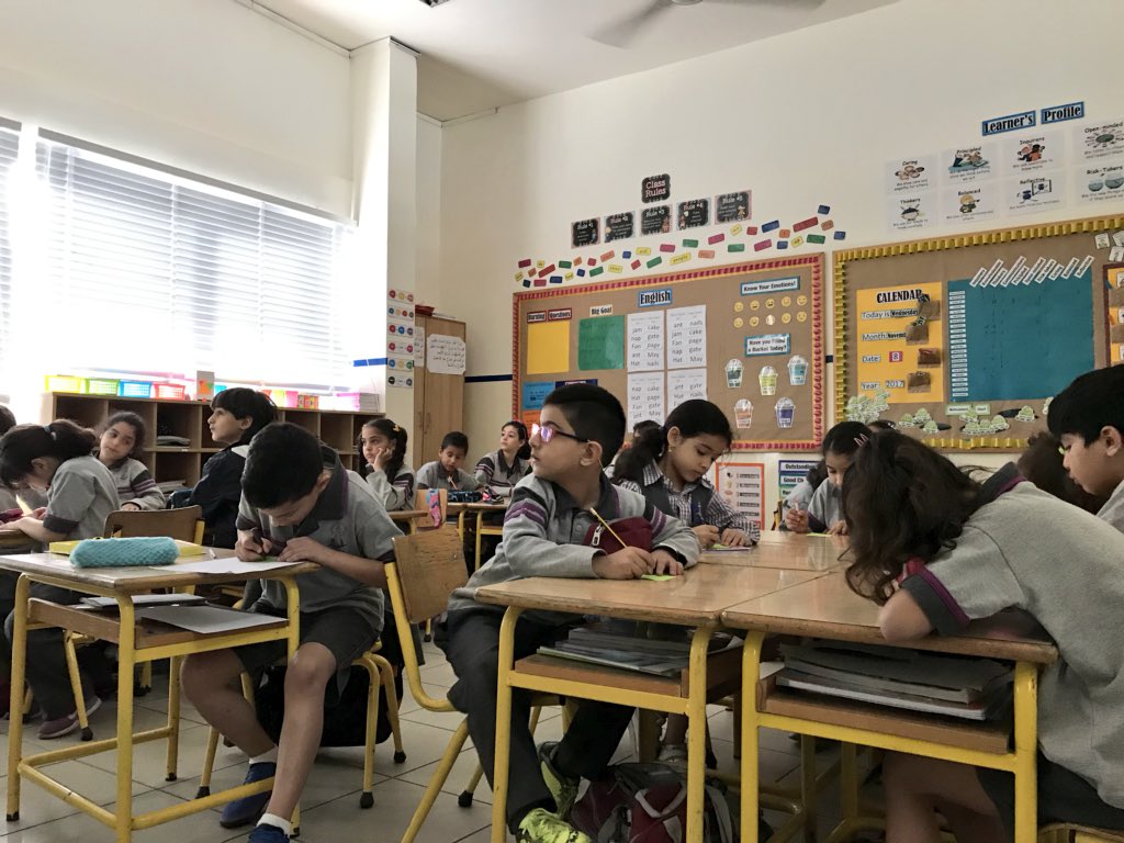 KobrosliFarah's tweet photo. The complex processes that are happening within play #DiscoveringKindsOfFood #DifferentiatedActivity #AccordingToLevel @DawhaHighSchool https://t.co/5nM3mZMRm3