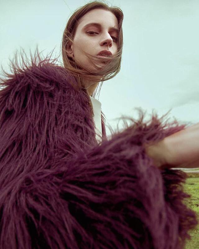 broke_mm's tweet image. Nueva editorial “Green Grass” para @itsajessmag con nuestras modelos Liza y Ornella. #BrokeMM