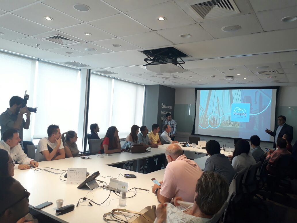 Cámara Colombiana de Comercio Electrónico tweet media