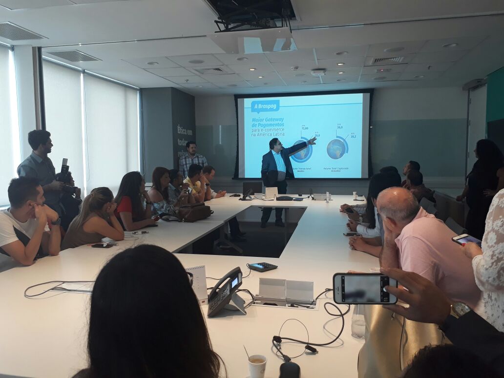 Cámara Colombiana de Comercio Electrónico tweet media