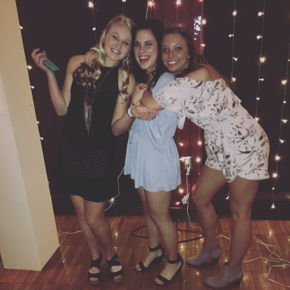 Happiest 20th birthday to my sweet friend/ adventure buddy/ hair braider that I miss oh so much!!! Miss finding places to get lost w/ you! Love you, Lex🎈💗🎉 <a href="/VaughtLexie/">Lexie Vaught</a>