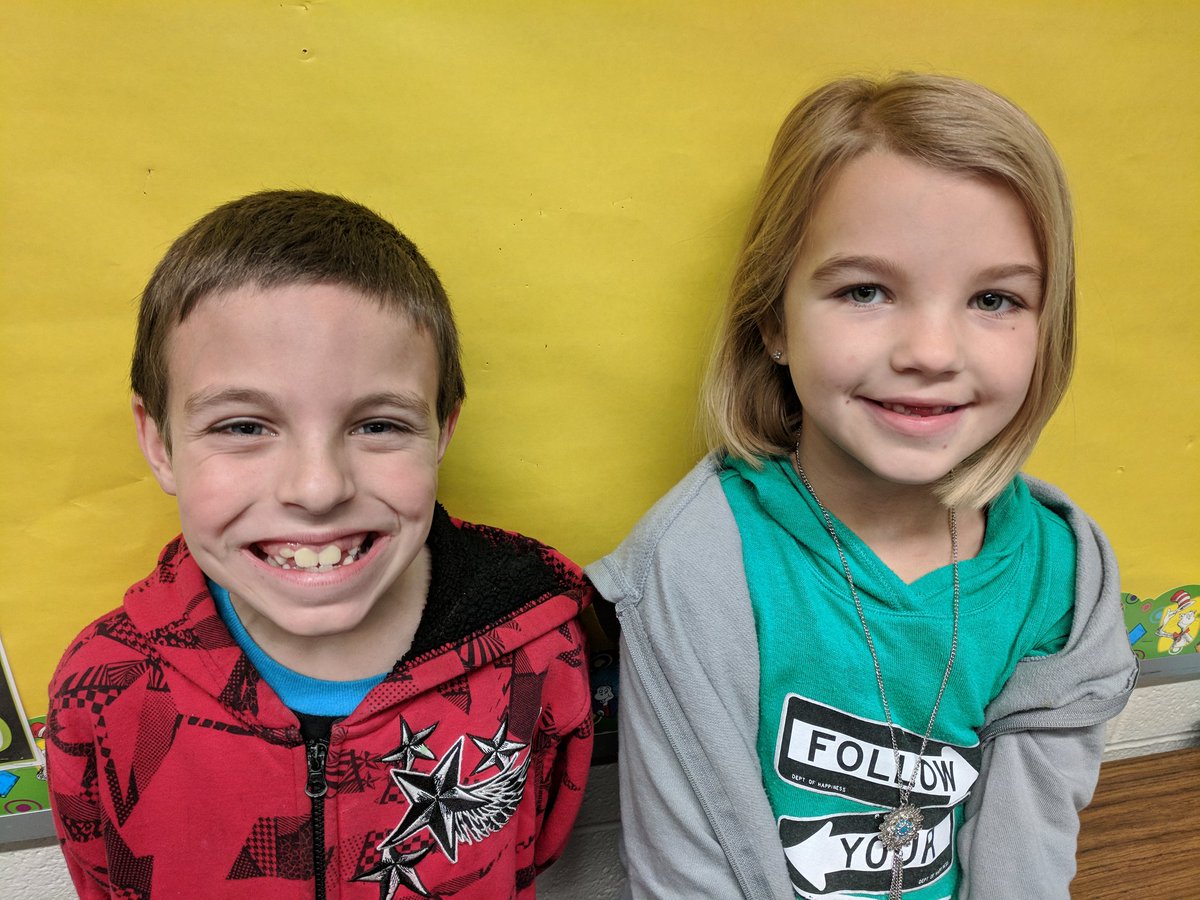 MrsRsClass1's tweet photo. Character Award for November #responsibility #cardinaltweets #joco2020 https://t.co/NChcO9EeNT