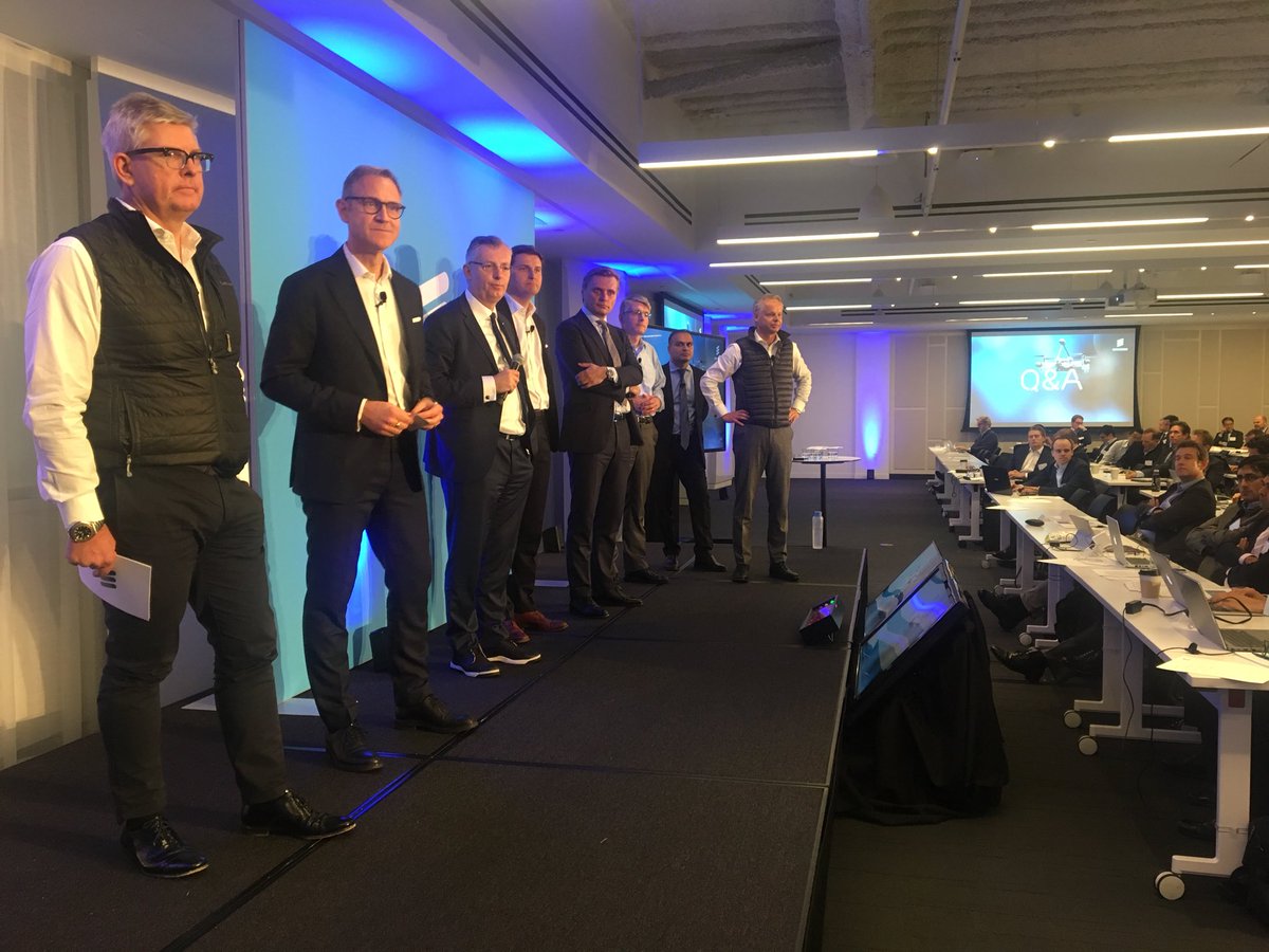 Lite manhaftigt i Börje Ekholms nya team på Ericsson...