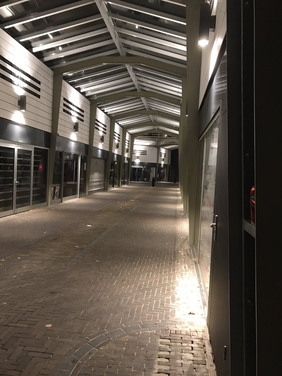 #Boterhoek #CentrumBest #twordtnogwa #skôn #bijnaklaar #welkom