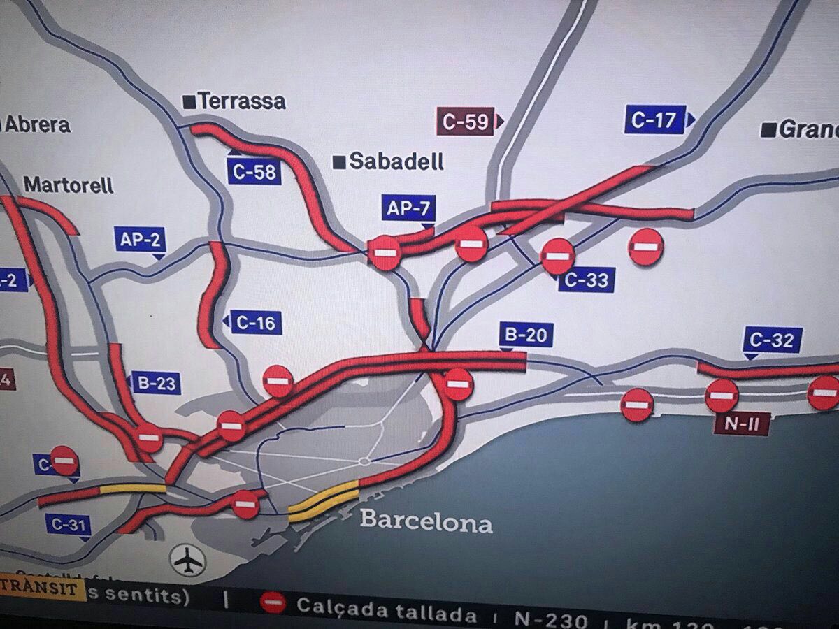 NarcisdeGirona's tweet photo. S'ha fet coincidir la #VagaGeneral8N amb l'època dels refredats, per agilitzar la generació de congestions? 🤔 @ariadnpj #TweetMate https://t.co/F4WQhDlV7C