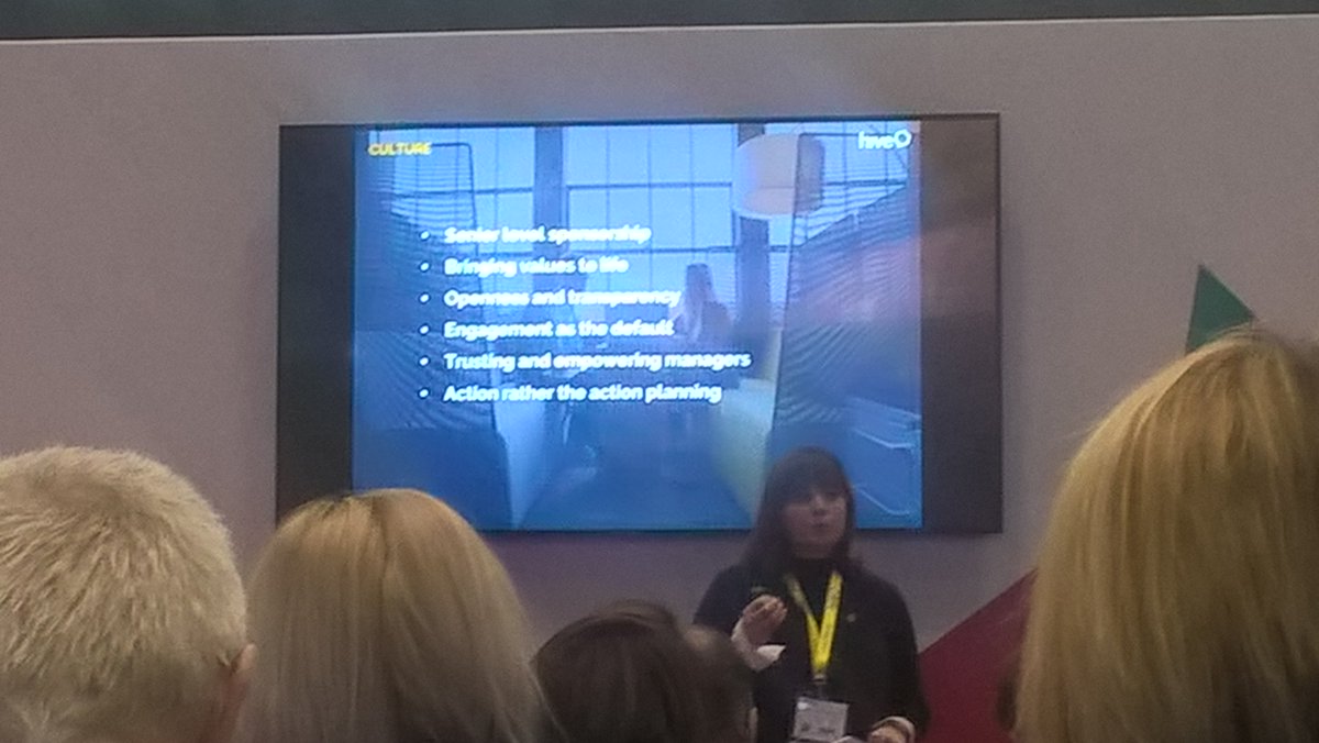 GrowthHubSkills's tweet photo. Employee engagement-Annual surveys are like looking in the rear view mirror, ask frequent questions @hive_hr #cipdACE17 https://t.co/m6q34uHegw