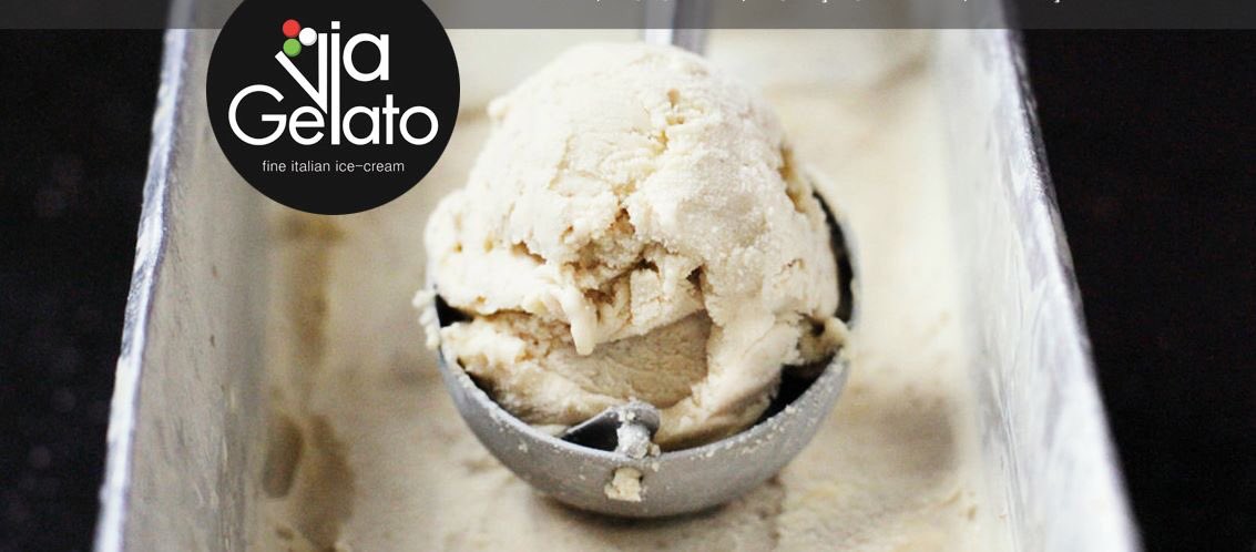 Tüm dünya üç beyazdan koşar adım kaçarken birçok farklı sağlık trendi ortaya çıkıyor. Biz de şekeri ürünlerimizden nasıl çıkartabiliriz diye araştırdık ve karşımıza mucizevi hurma suyu çıktı🍯😋