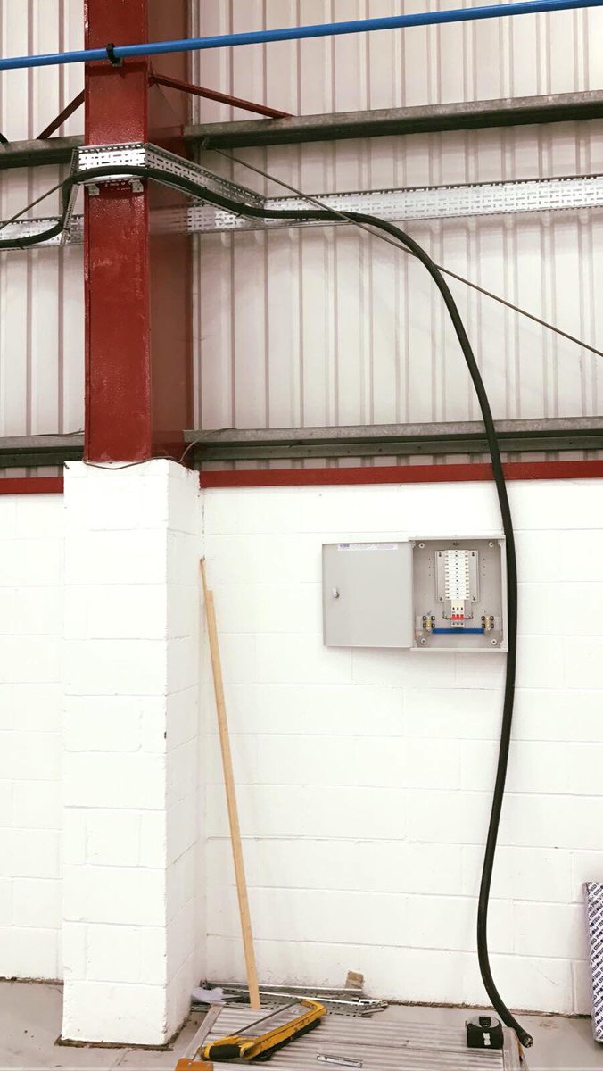 SJM_Electrical's tweet photo. Here is the delivery of a new distribution panel arriving ready for installation for a glass cutting machine 👍🏻 #electricalservices #electricians #installations #distributionpanels #localbusiness https://t.co/gmXjaauMup