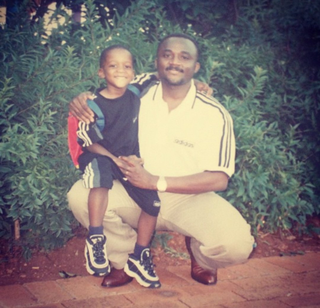 AJizzleBugatti's tweet photo. Pic of @Jason_Bugatti and I when I was just a little traplord. #BlackBenjaminButton https://t.co/z129q4lJiN
