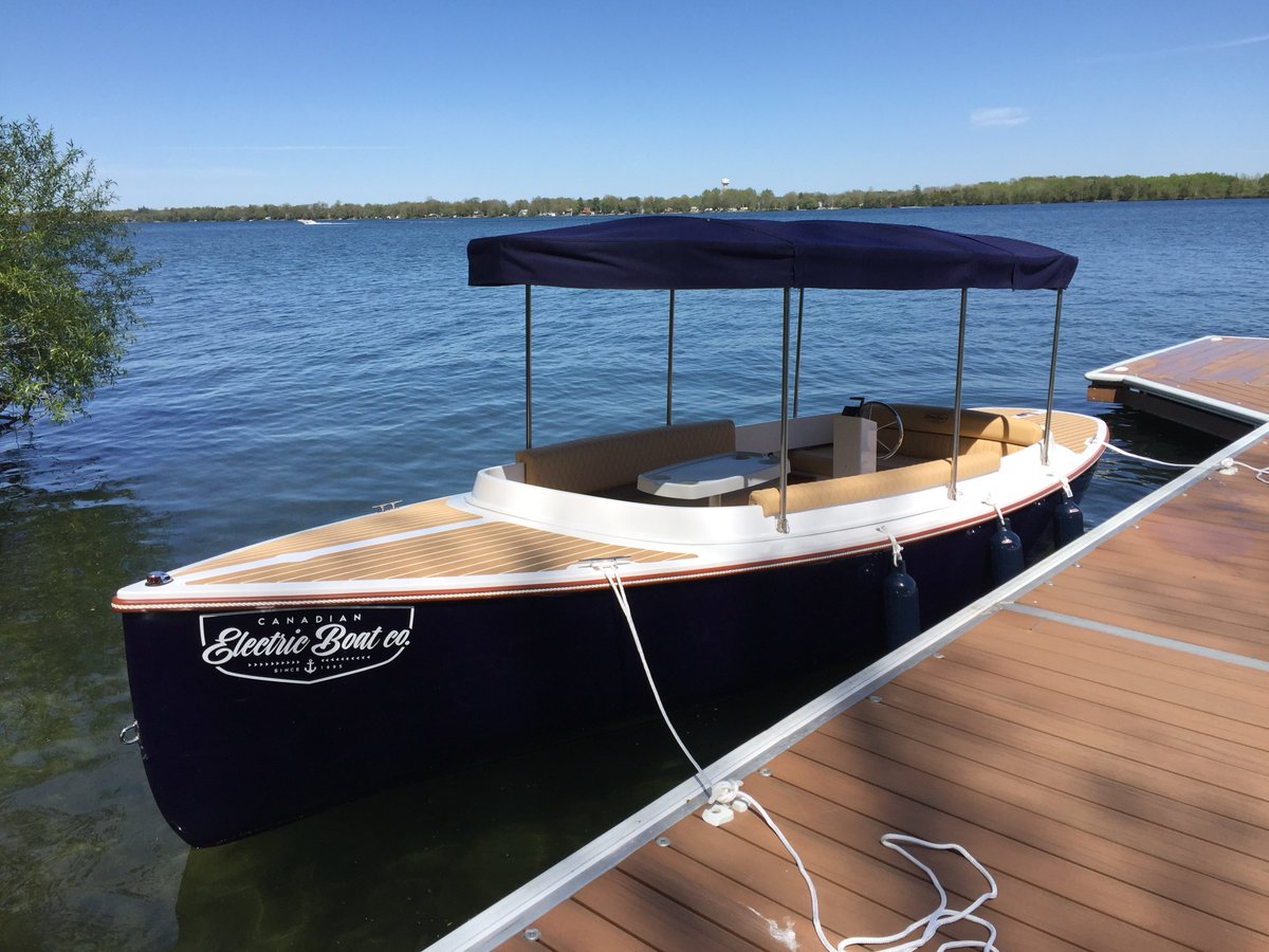 E_Boat_Co's tweet photo. On one single charge you will be able to navigate for 8 to 10 hours aboard the Fantail 217 and the Quietude 156. 🛥️💦🚫⛽️ #GoElectric #CEBC #ElectricBoats https://t.co/vMzIi1fHDG
