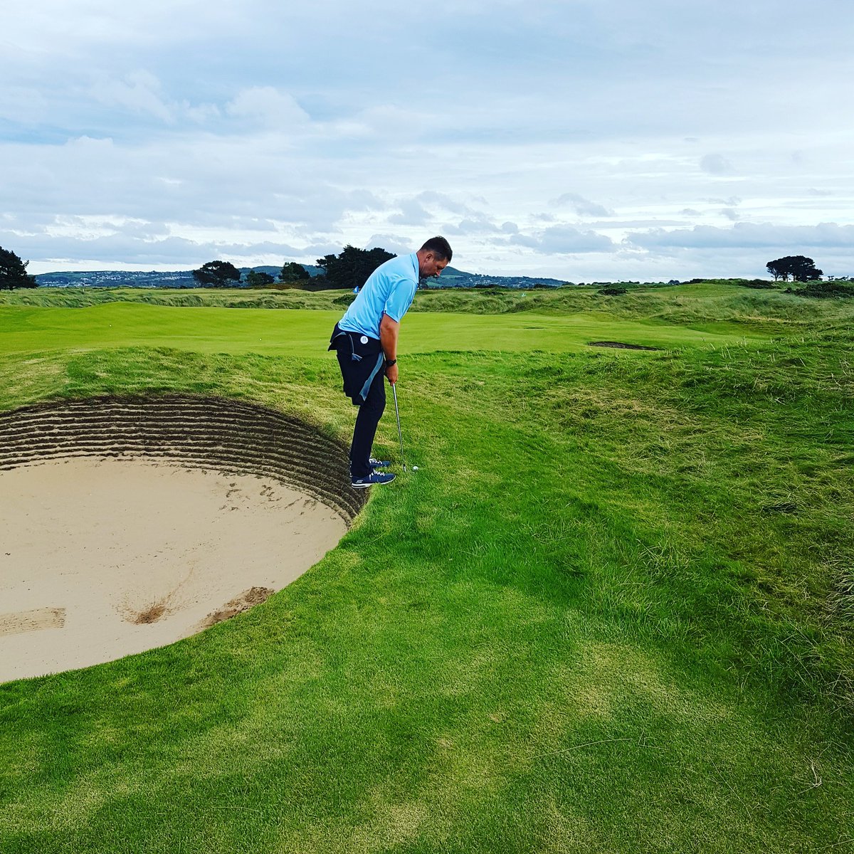 ghwgolftours's tweet photo. Oooh tricky shot on the edge of the bunker @PGC1894 #pulledthrough #bunker #portmarnockgc #golftoursinscotlandandireland https://t.co/B1dollQPJ2