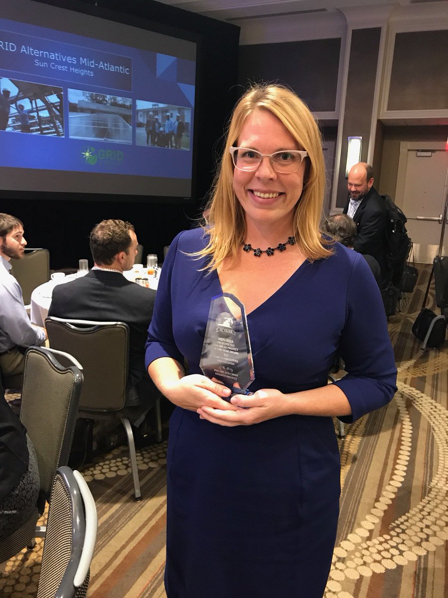 GRIDmdv's tweet photo. Our @GRID ED, @ElectricSteele, won @MDVSEIA's Low-to-Moderate Solar Project of The Year award at #SolarFocus2017 Conference! 😀🙌 The award recognizes the #250kW solar project that will benefit an affordable housing complex in Capitol Heights, MD 🏠☀️  https://t.co/oNbVeSr1fI https://t.co/Oo1mMA1Yxs