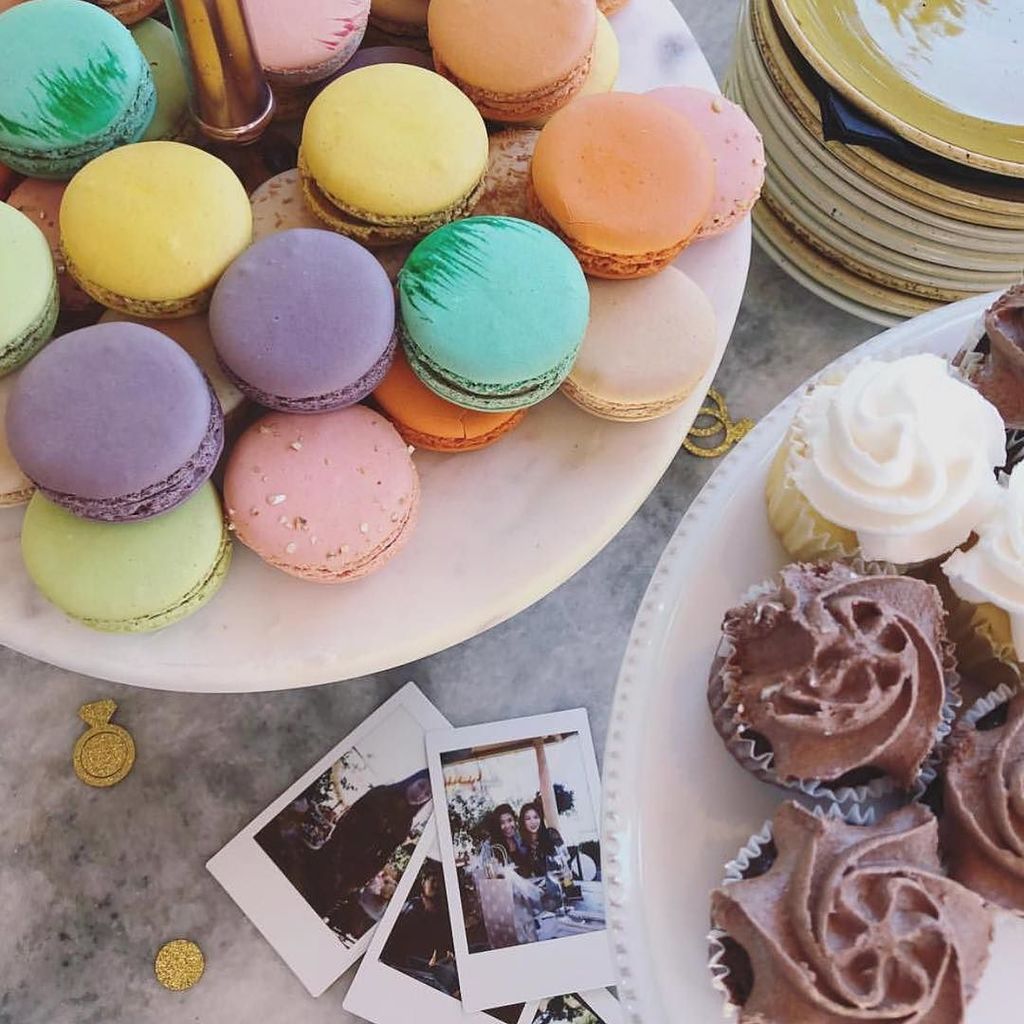 Life is sweet so have a treat! 🍰😋 #lettemacarons #authentic #parisian #macarons #sweettreat #yummy 📸<a href="/candace/">Candace M</a>.lin