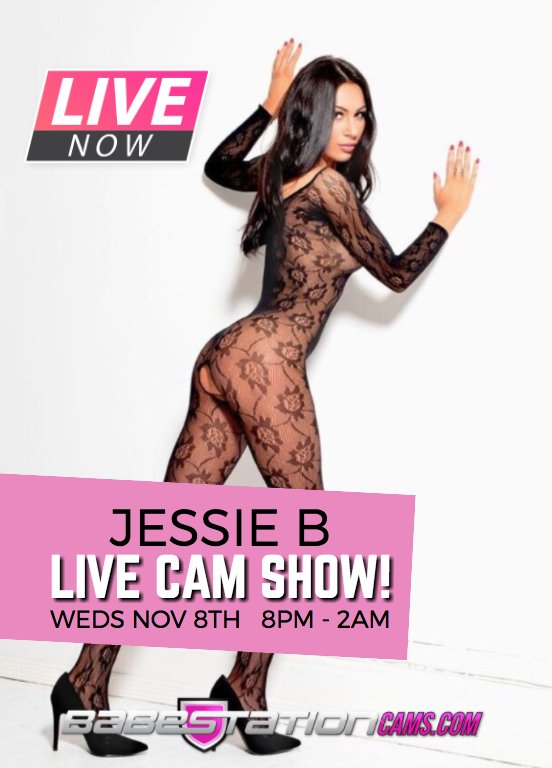 Jessie Boulevard is stripping off as we speak! 😱 

Chat with her here 👇 

https://t.co/Y7pntjr43b https://t.co/nL9qq7Gtin