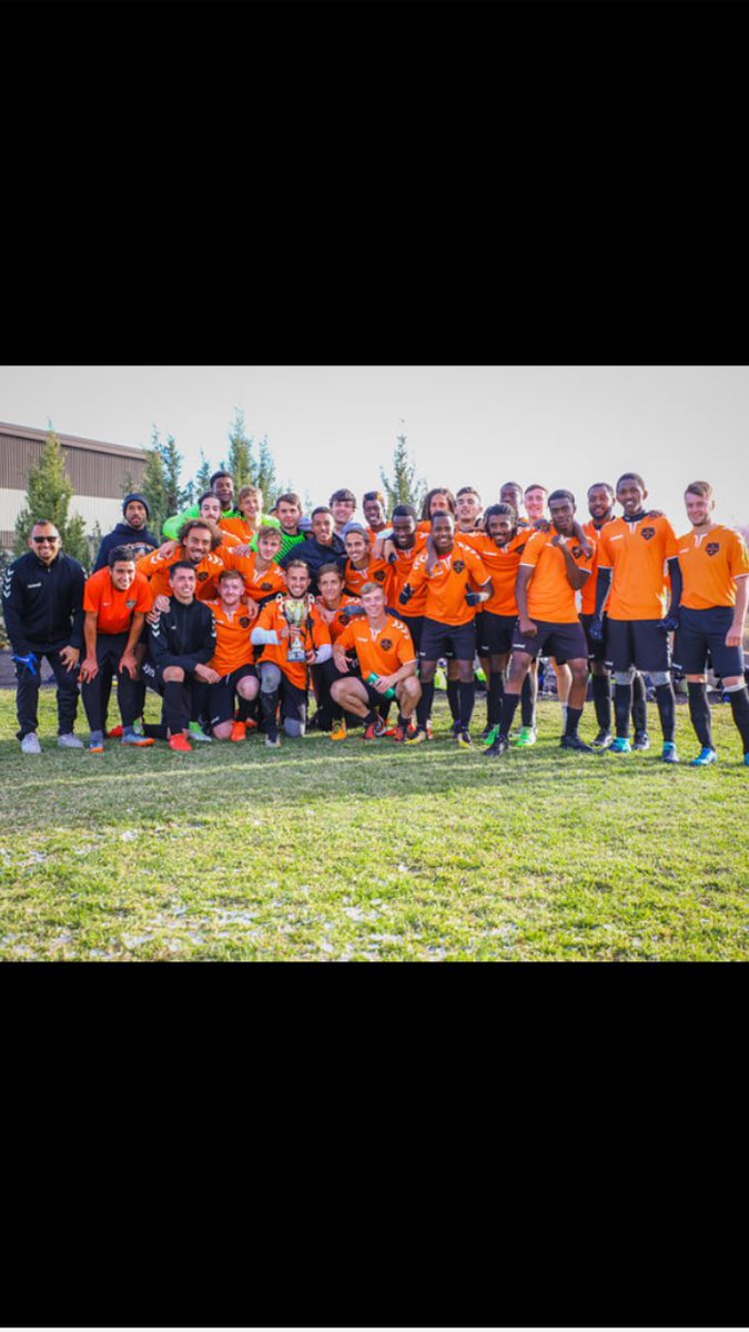 glenn_hanlon's tweet photo. Best feeling ever! 😊🏆⚽️ https://t.co/qQJ7ECHuYY