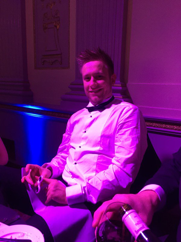 Yes here is here, that really is PPI Carl, legend from <a href="/DigitalOysterUK/">Digital Oyster</a>  at #DEA2017.

Feast your eyes on this hunk ladies.