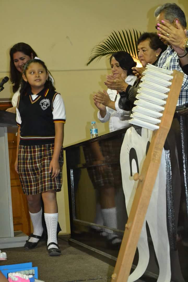 CrocAlejandro's tweet photo. Semana de Salud Bucal. Profra. Nora Angélica Lopéz Delgado https://t.co/JDGDVu9Gqt
