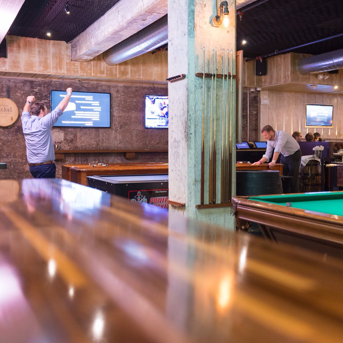 Spend your Saturday afternoons at GPub and enjoy watching all the top college football games while enjoying our game day specials!