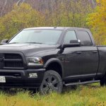 DodgeReview's tweet photo. 2019 RAM 2500 Laramie Rumors #ram #ram5500 https://t.co/waHhXux65B https://t.co/VJZguvieZq