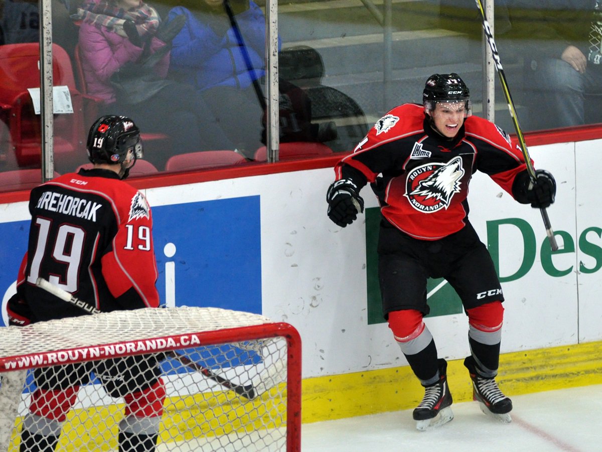 jf_vachon76's tweet photo. Mathieu Gagnon (@Lintrepidegat) a inscrit son premier but dans la #LHJMQ ce soir. @HuskiesRn #UnGarsAvecUnGrosSourire #IlVaAvoirUneRondelleDansSesBagages https://t.co/3BipyEfzJo