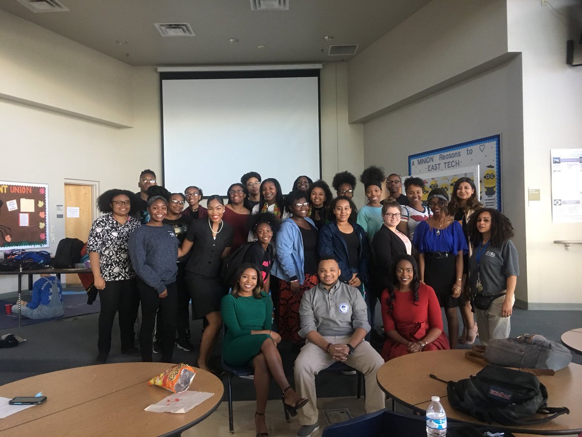 BSU/Unity Career Panelist Q &amp; A Session 👩🏽‍🏫👩🏽‍💼👩🏽‍⚕️🤵🏽 Thank you to all our panelist for taking the time out to attend today !