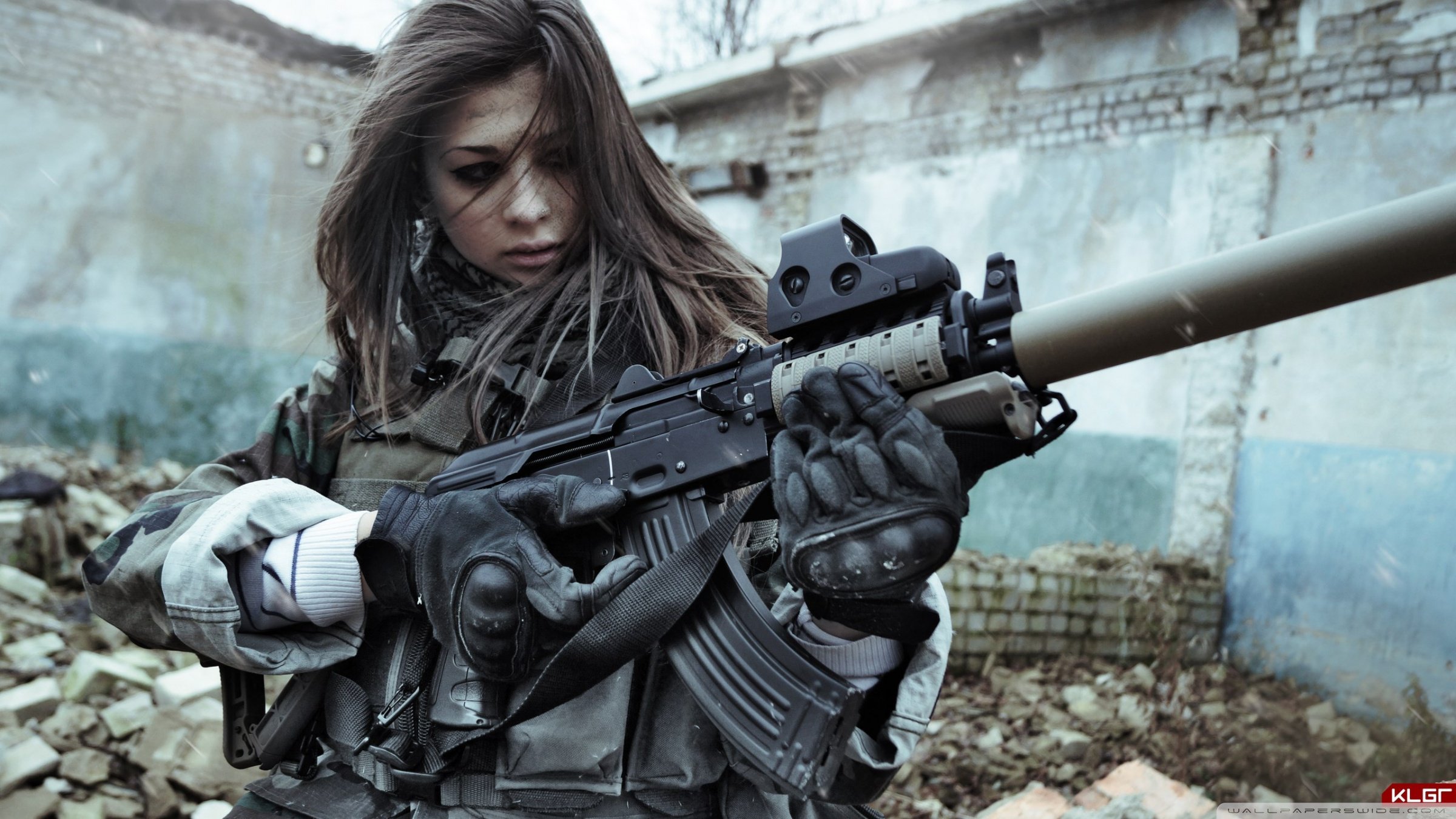 تويتر のら على تويتر かっこいい女 刀とか銃持ってる女の人ってかっこいいよね T Co Ij7hkwn6go