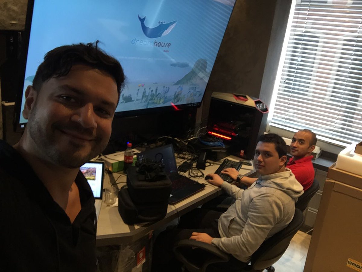 dreamhouseME's tweet photo. Creando Nuevas realidades #interactive #experiences
https://t.co/JhsLXoDteU

#realidadvirtualmedellin https://t.co/eohzzbj1JQ