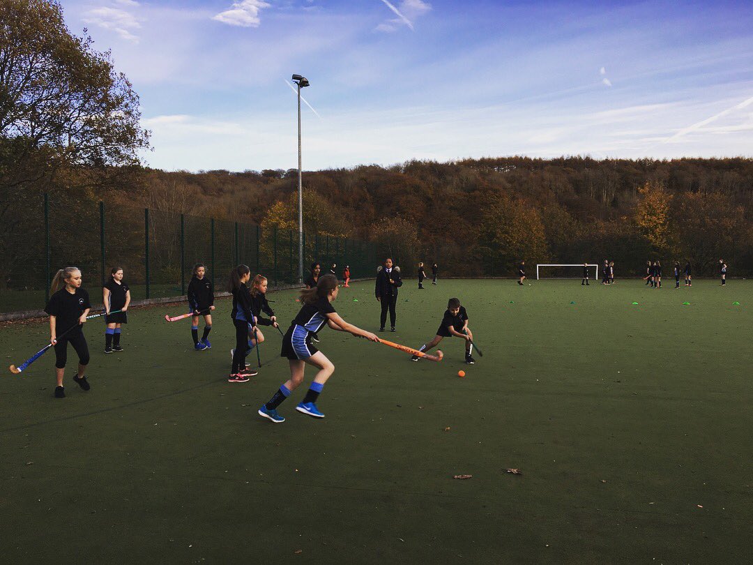 Abersychan_PE's tweet photo. Massive Well Done to the Year 7 Hockey team who played their 1st tournament today against Croesy. 🏑👏🏼 #wonone #drewone #losttwo #winning🏆 https://t.co/ymlmTzKewo