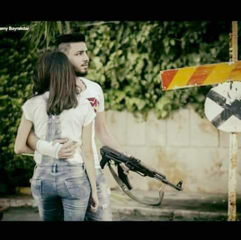 MunzrSy's tweet photo. آشتـري ضحـڪـة شفـاﺂتـڪِ بـألف دمعـة مـن عيـۅنـي ☺❤

 ـ و آحتـۅﯛي حـزنـڪِ ۅ همـڪِ لـۅﯛ تضيـع ﺂحـلـﮯ سنينـي😊 💔 https://t.co/11R15GjrhH