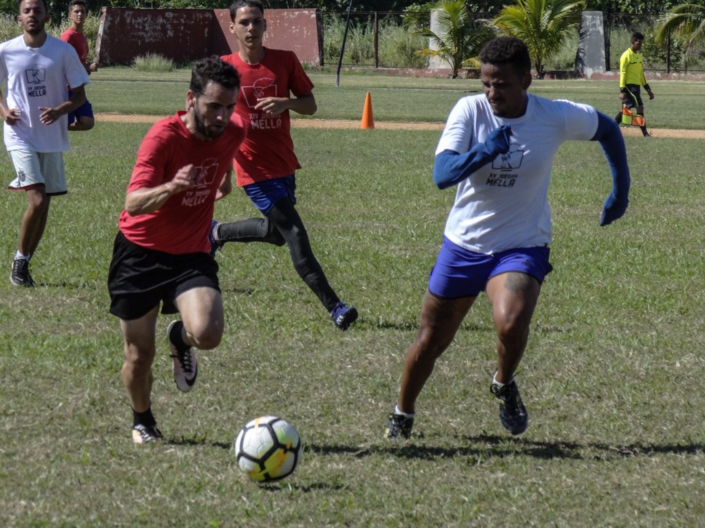 Lluvtorr's tweet photo. #Cuba Siga la algarabía de los #JM15 hoy en un todo mezclado: softbol femenino y fútbol masculino. Y EN PRIMER PLANO disfrute de nuestro deporte nacional con los atléticos muchachos (as) y en la carrera de orientación #SomosUCI @universidad_uci https://t.co/Fcu7SfhnSv