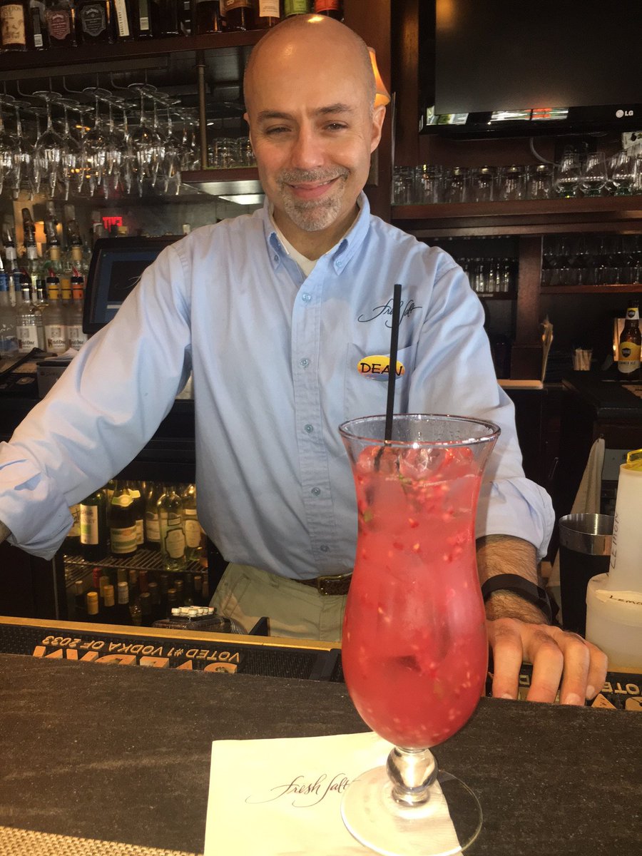 SaybrookResort's tweet photo. Thirsty yet? #Freshsalt https://t.co/yNIskAOPWy