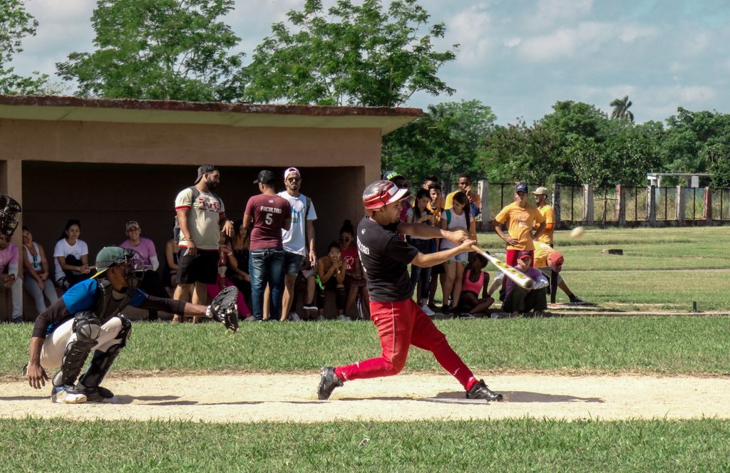 Lluvtorr's tweet photo. #Cuba Con el pie derecho arrancaron estos juegos #JM15 en la @universidad_uci En EXCLUSIVA Fotos/ Via @amcruz1991 | Colorido, energía, disciplina, colaboración y ufff... mucha alegría compartida porque #SomosUCI. Seguirá la Facultad 2 liderando estos juegos? Umm https://t.co/lM2KRnCZGu