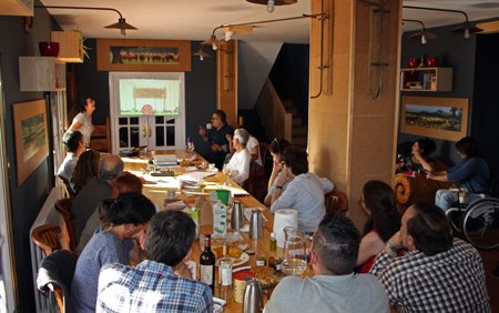 SlowFoodEx's tweet photo. El pasado 28 de octubre celebramos la asamblea anual de soci@s para analizar, evaluar y extraer conclusiones sobre el trabajo realizado en los últimos meses y perfilar las propuestas y proyectos de futuro. ¡Un placer compartir tantas pasiones e ideas! https://t.co/Dl75EkVIzN