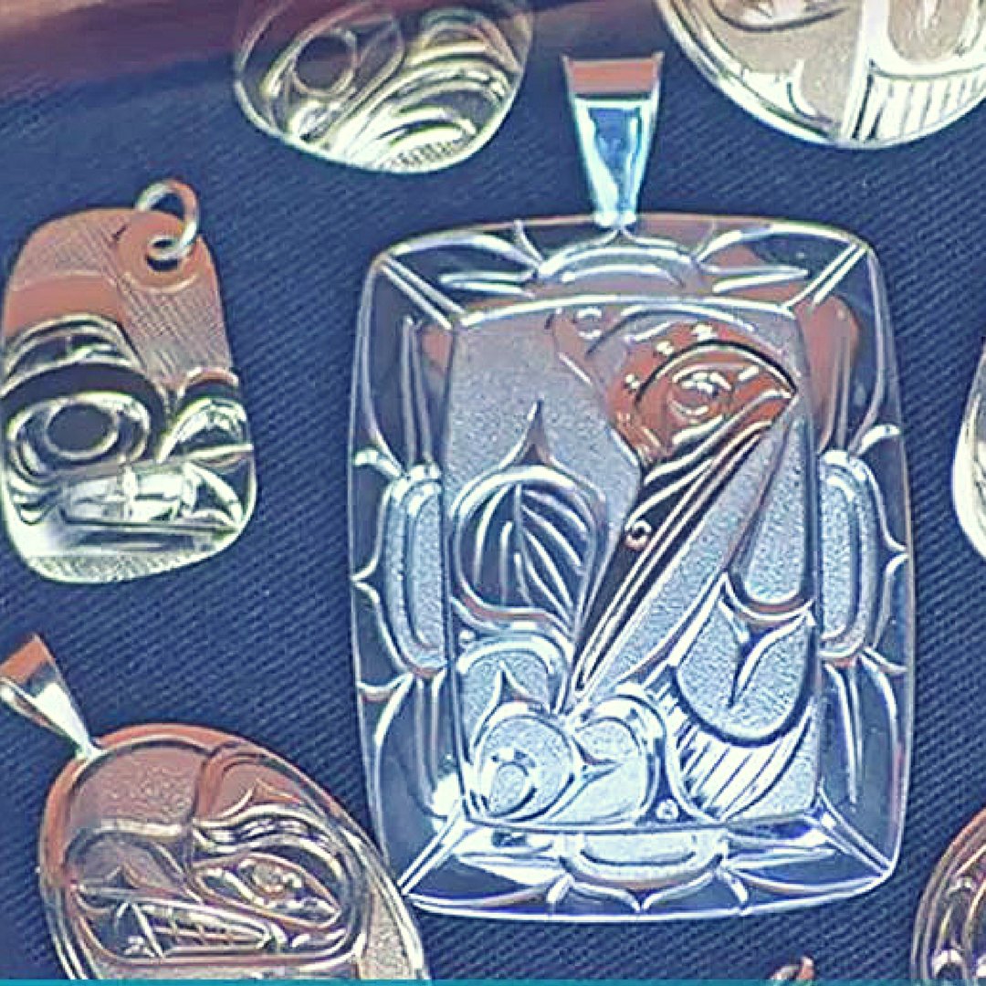 artbcguide's tweet photo. Get #ChristmasShopping for a #LocalCrafted Treasure by Weiwaikum House Of-Treasures in City of Campbell River - City Hall
#WonderWednesday https://t.co/9Wg7yvMGAs